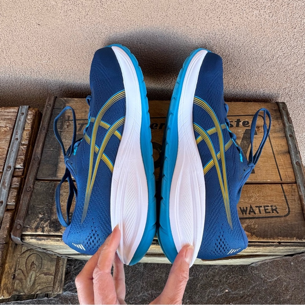 Asics Gel-Cumulus 28 Men’s Running Shoe - Picture 7 of 10